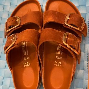 Birkenstock Arizona in Cognac Oiled Leather.